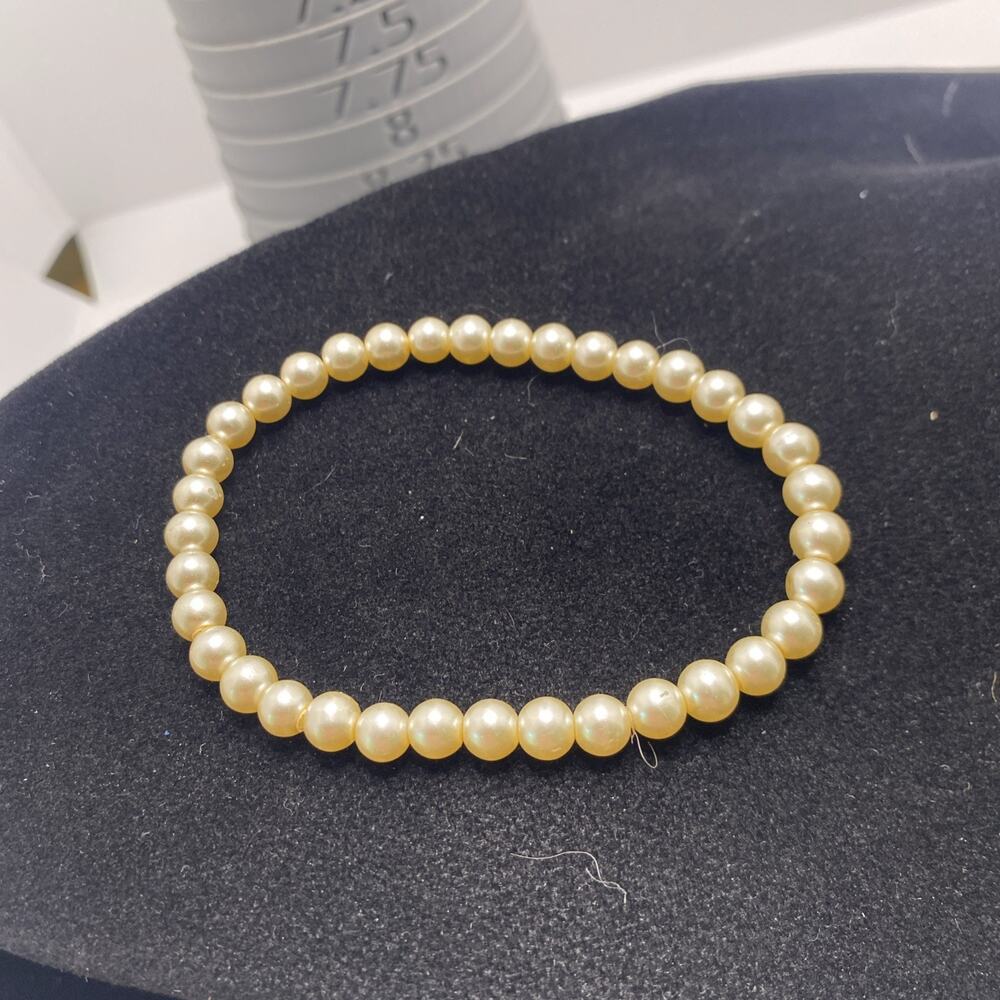 Womens Faux Pearl Bracelet Womens Fashion